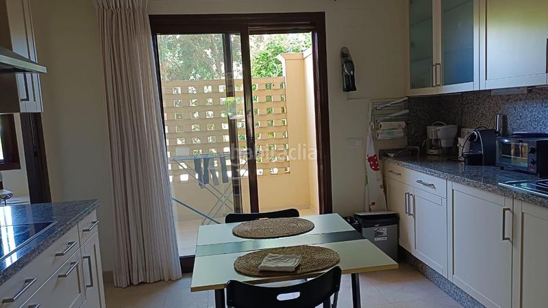 Foto ea1ede63-901b-43e2-aa45-e789a128c511. Appartamento con parcheggio piscina in Sotogrande alto Sotogrande