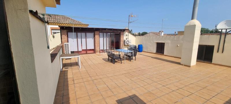 Foto f732c762-32a4-4ef1-a94e-923b35c9060d. Casa  de 1 planta en rincocillo, zona embarcadero en Algeciras