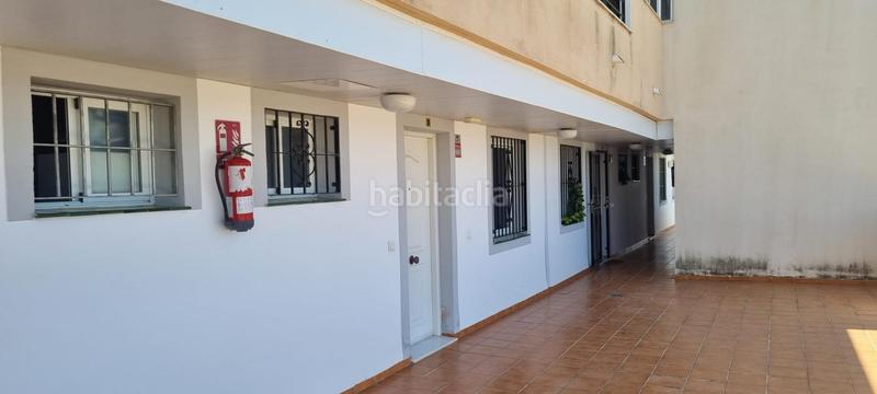 Foto 79a398f6-9e86-4cfa-bfb9-cc04fe9c61ed. Piccolo appartamento con parcheggio in Doña Julia Golf Casares