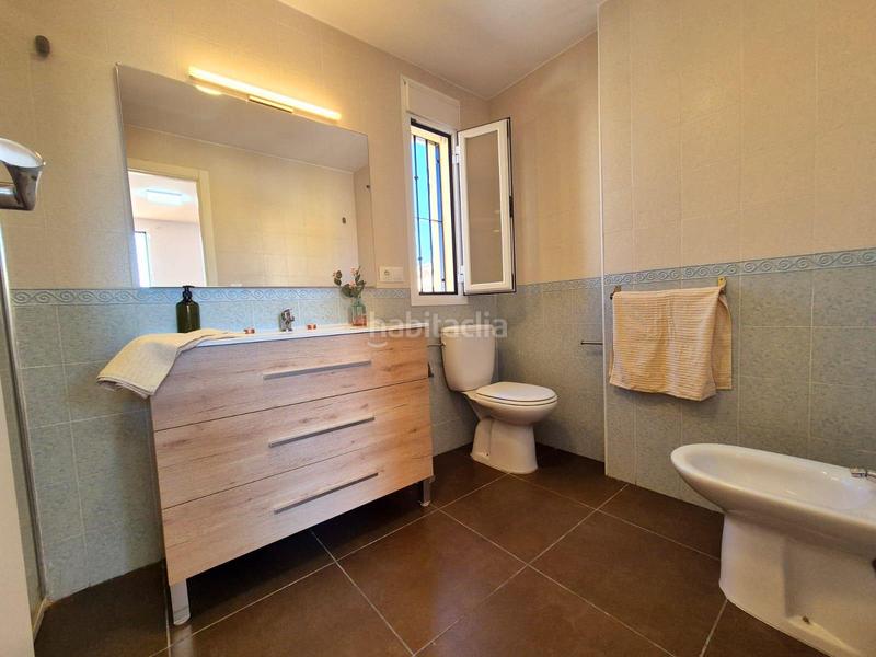 Foto 2327f089-c4f6-4598-80c9-34b02de1cba2. Casa pareada exclusiva casa en San García con vistas al mar en Algeciras