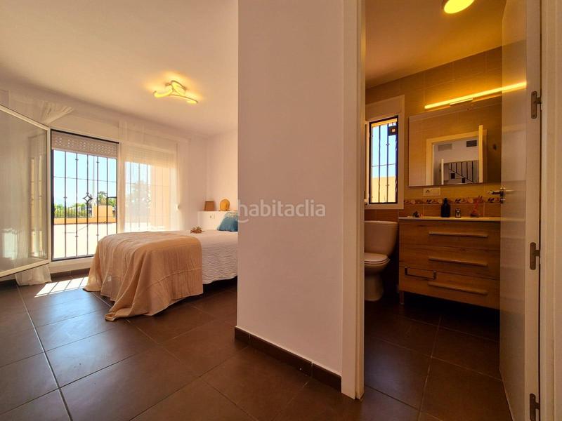 Foto 5f30fddb-fbfc-4092-ab32-ae5e4a42fb1c. Casa pareada exclusiva casa en San García con vistas al mar en Algeciras