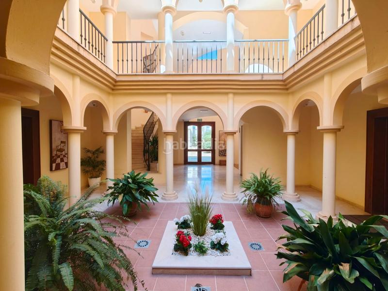 Foto 8ca0593e-5416-44fb-a675-f3343249fda8. Attico con parcheggio piscina in Sotogrande alto Sotogrande