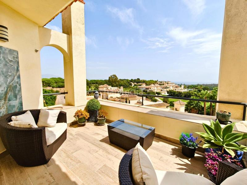Foto a919015c-c7b7-4540-970d-218b2322cf67. Attico con parcheggio piscina in Sotogrande alto Sotogrande