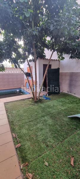 Foto 00fb81fd-03cd-4e18-99dd-37b3c0bd454f. Chalet con parcheggio in El Rinconcillo Algeciras