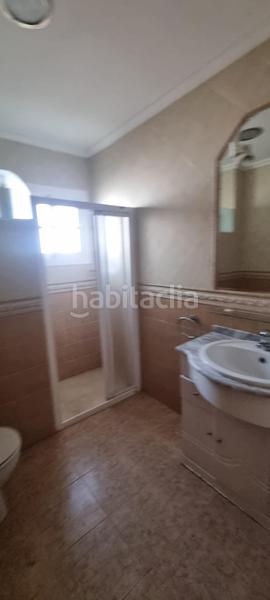 Foto 08a223b4-4293-46df-8214-6655ed454bba. Chalet con parcheggio in El Rinconcillo Algeciras