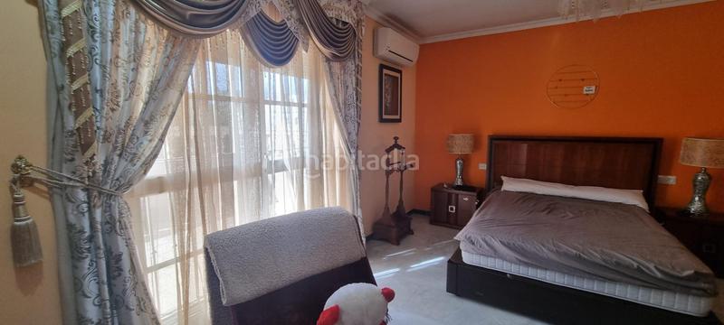 Foto 27674a45-7b3e-4156-8ce9-6935024aad82. Chalet con parcheggio in El Rinconcillo Algeciras