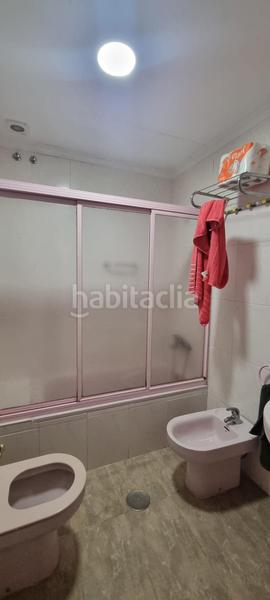 Foto 3c524d7b-db5a-4851-bd0d-0caa617f6c06. Chalet con parcheggio in El Rinconcillo Algeciras