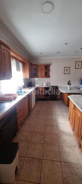 Foto 5db0cbfc-5ba8-4973-88b1-d070d9b0f219. Chalet con parcheggio in El Rinconcillo Algeciras