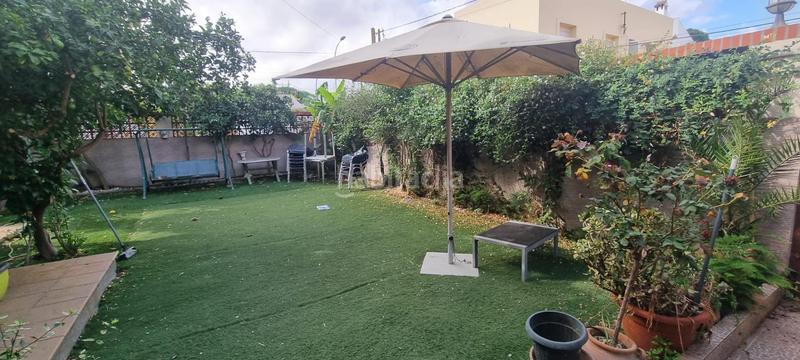 Foto eb2e0275-435b-4945-a635-37077173c735. Chalet con parcheggio in El Rinconcillo Algeciras