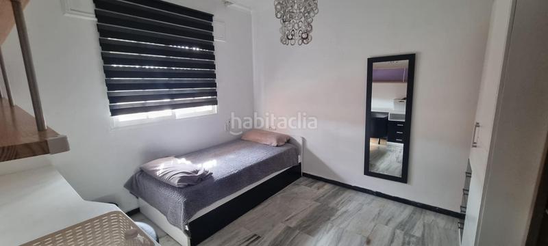 Foto fd5f1c1e-fa34-47b8-9b2d-57a360b0487e. Chalet con parcheggio in El Rinconcillo Algeciras