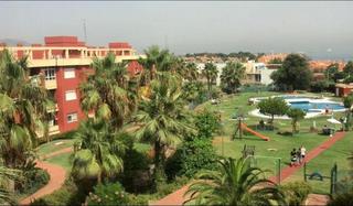 Pis en San Garca. Venta de piso en urbanizacin cerrada en playa de getares, algec