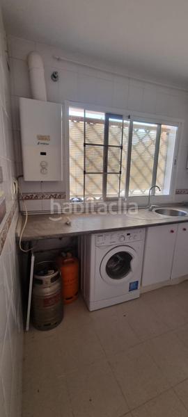 Foto 4afd6060-bdd4-4830-8fb6-1d90a248f326. Reihenhaus mit parking in San García Algeciras