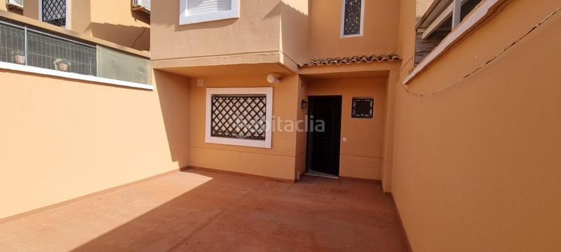 Foto 58bc112a-4fd8-4932-b315-887ea243fc0b. Reihenhaus mit parking in San García Algeciras