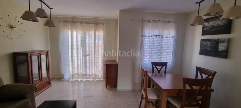 Foto ab93b910-76c3-47ef-b9a3-0133d05697b6. Reihenhaus mit parking in San García Algeciras