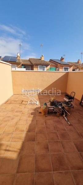 Foto dd32b181-ca8d-40f3-b405-c5d7235016b5. Reihenhaus mit parking in San García Algeciras