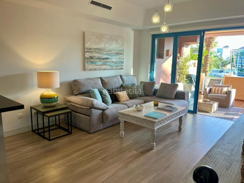 Foto 1d7c4cf6-dda3-4113-8bcd-e9895d958206. Pis a puerto de Sotogrande-la marina Sotogrande