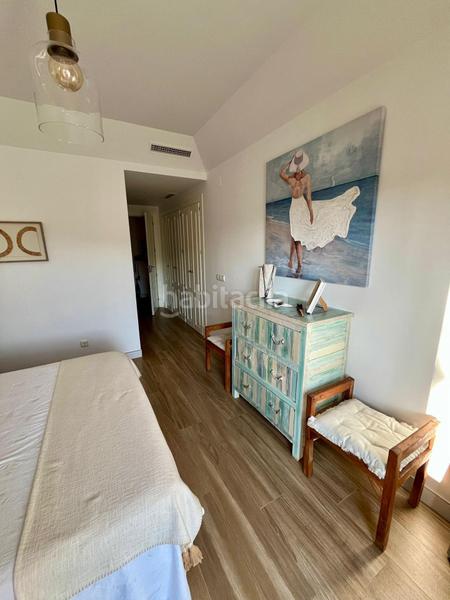 Foto 1dbf3ea0-dfdd-4164-8fe8-efe7a0e5517a. Pis a puerto de Sotogrande-la marina Sotogrande