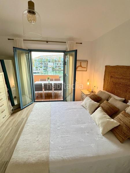 Foto 6f61f219-a36a-490c-8872-d0a8765d1770. Pis a puerto de Sotogrande-la marina Sotogrande