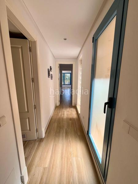 Foto bd3ca5c7-c018-49ca-a362-d62c0217f833. Pis a puerto de Sotogrande-la marina Sotogrande