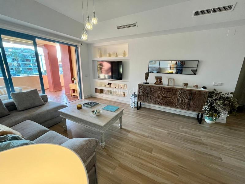 Foto d4d53e7b-a6d6-4a8e-9d3c-02aaf65dad18. Pis a puerto de Sotogrande-la marina Sotogrande