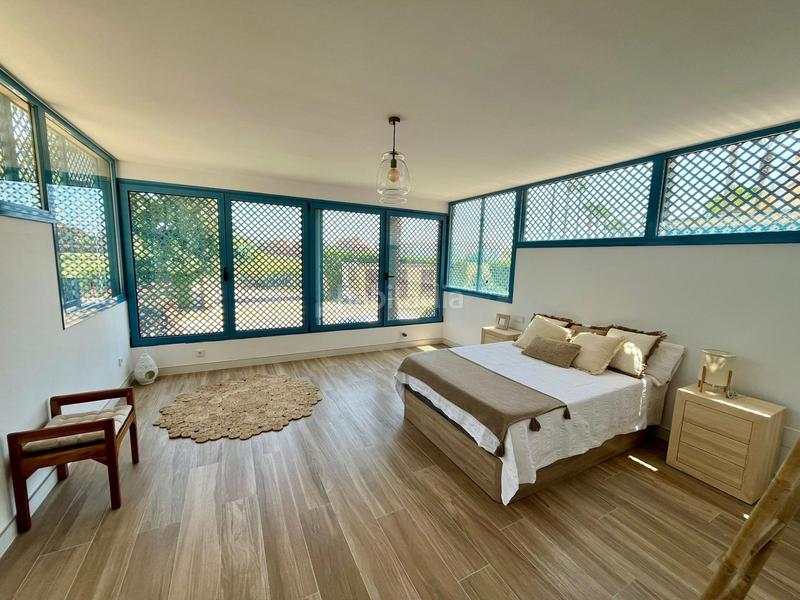 Foto f6720227-9551-4c21-9748-5a549eb9d1c3. Pis a puerto de Sotogrande-la marina Sotogrande