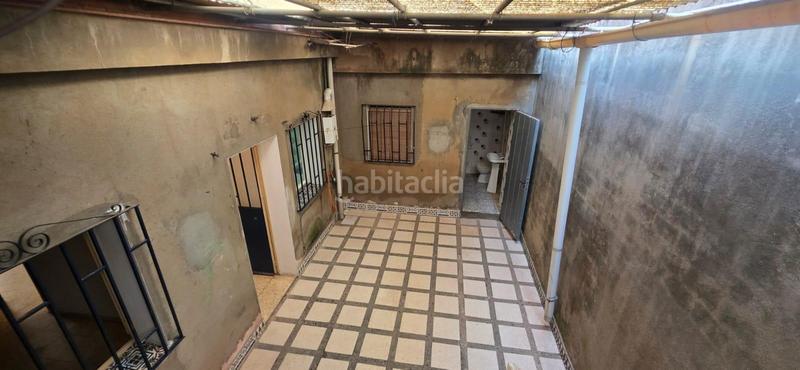 Foto 130b21d0-e821-4787-868c-5ca1cbb3d50d. Casa  muy amplia en El Rinconcillo, estupenda zona en Algeciras