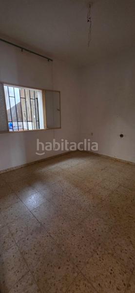 Foto 55c13cc3-874e-4be8-b7d8-4b4e09f25e75. Casa  muy amplia en El Rinconcillo, estupenda zona en Algeciras