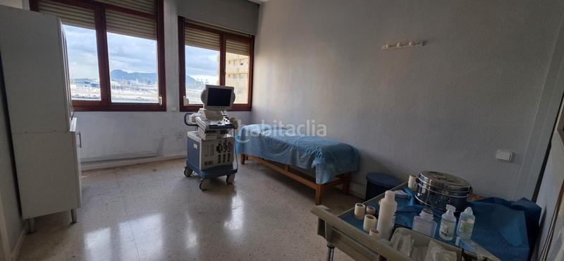 Foto 97c8462d-d473-4944-abef-7e12d1de5b45. Oficina a Casco Antiguo Algeciras
