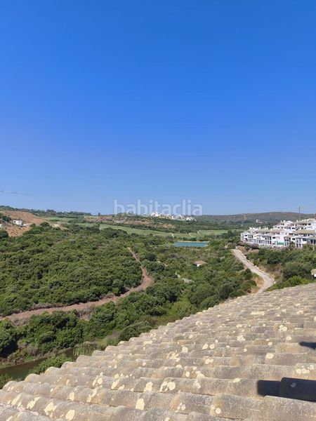Foto f0b661a9-4059-44d6-bc1a-0f899224397f. Àtic amb aparcament piscina a La Alcaidesa
