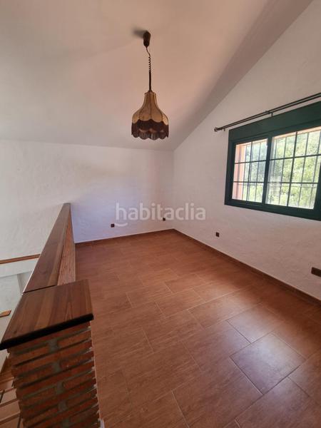 Foto 2e96372f-4b57-4487-a59b-0d25ec7b6e22. Chalet avec piscine dans San García Algeciras