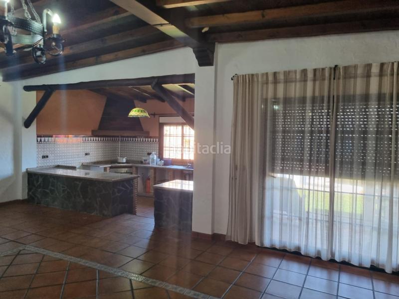 Foto 643d5126-c76e-4fe8-a425-02d855a93423. Chalet avec piscine dans San García Algeciras