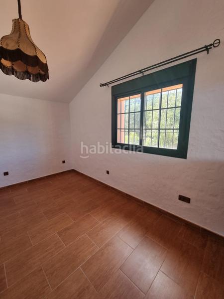 Foto 81f96ed7-00f9-4379-8b26-9e073e4de7c9. Chalet avec piscine dans San García Algeciras