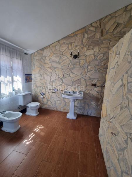 Foto b45b821b-7f7c-47a6-9641-2f516f34978f. Chalet avec piscine dans San García Algeciras