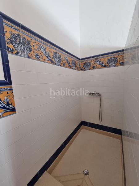 Foto ba53f2ff-4530-48cb-bc0c-15a7f2fa2175. Chalet avec piscine dans San García Algeciras