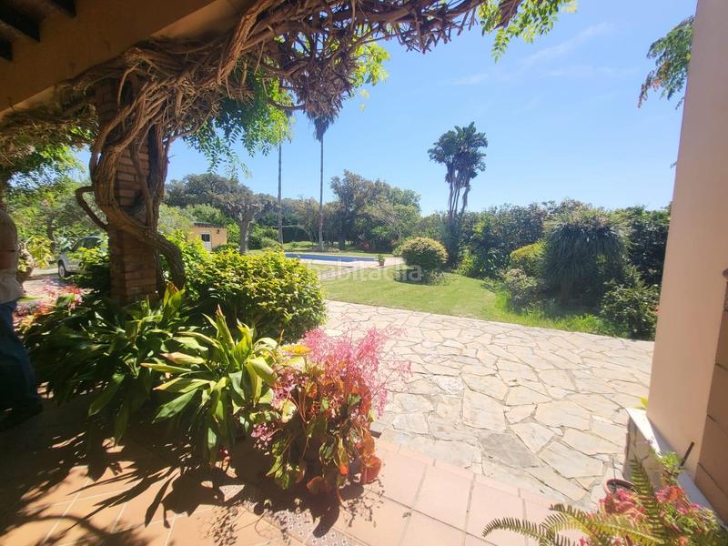 Foto 039a021e-c031-4141-94d3-c74367902646. Xalet amb piscina a Barrios (Los)