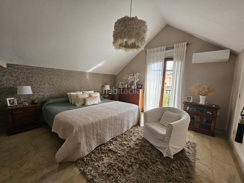 Foto 774a8633-f54b-469e-bca3-ee17d93c6b87. Chalet mit pool in Los Pinos Algeciras