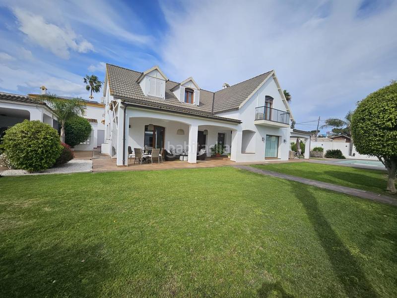 Foto b33032cb-4b1b-4473-b681-cca8f7cc0645. Chalet mit pool in Los Pinos Algeciras