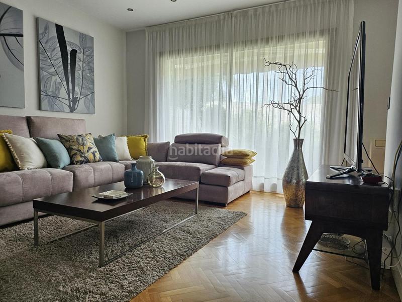 Foto fee58d08-b630-4b0c-b576-441a0ad6853d. Chalet mit pool in Los Pinos Algeciras