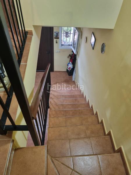 Foto 1c88b993-606e-4852-9a0d-6cea2e0d0efb. Casa adosada magnifica casa adosada en urbanizacion las pedrizas, san bernabe en Algeciras