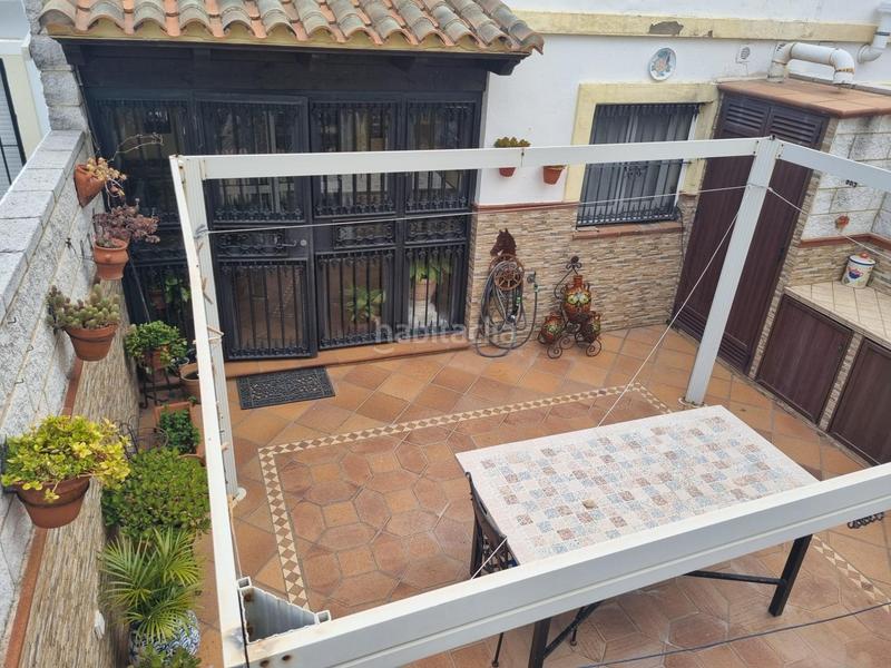 Foto f8c1024f-680b-44cc-88bc-66908175e324. Casa adosada magnifica casa adosada en urbanizacion las pedrizas, san bernabe en Algeciras