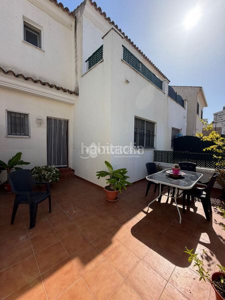 Foto afbe3990-42c2-4c7d-8cd3-3e15ece485b0. Casa amb aparcament a La Casería - San Carlos San Fernando