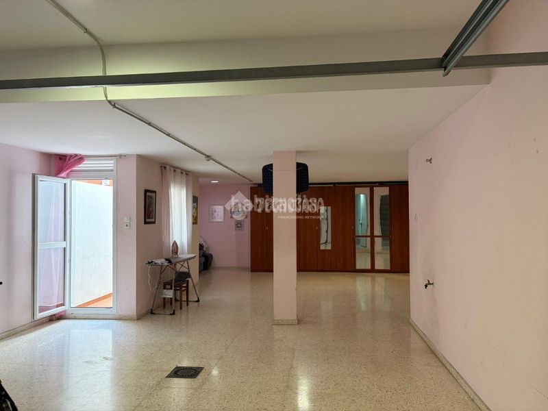 Foto ef80fe83-0096-4d91-bfd0-d533d2c27ddc. Casa amb aparcament a La Casería - San Carlos San Fernando