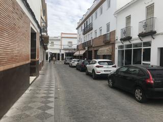 Location Local commercial à Lebrija. Local comercial a la calle en alquiler en centro.