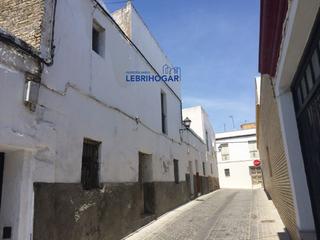 Maison à Lebrija. Casa pueblo en venta en barrio nuevo.