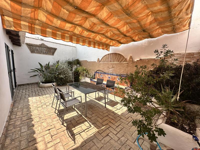 Foto f9c3d0b6-bffa-4204-a0e8-8aef804883ab. Casa  en venta en centro, 2 dormitorios. en Lebrija