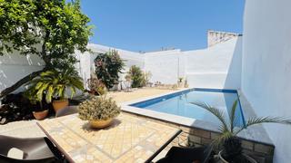 Maison à Lebrija. Casa en venta en calle nueva.