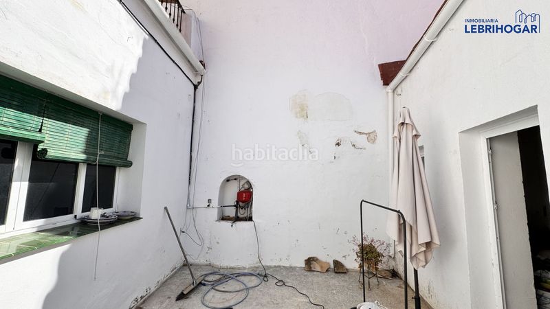 Foto f58fa986-9e86-4562-8227-9034cb7f3dac. Casa a Lebrija