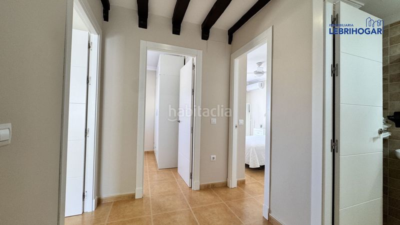 Foto 4a014528-6a9f-4166-9932-59654a810486. Casa adossada amb calefacció aparcament a Lebrija