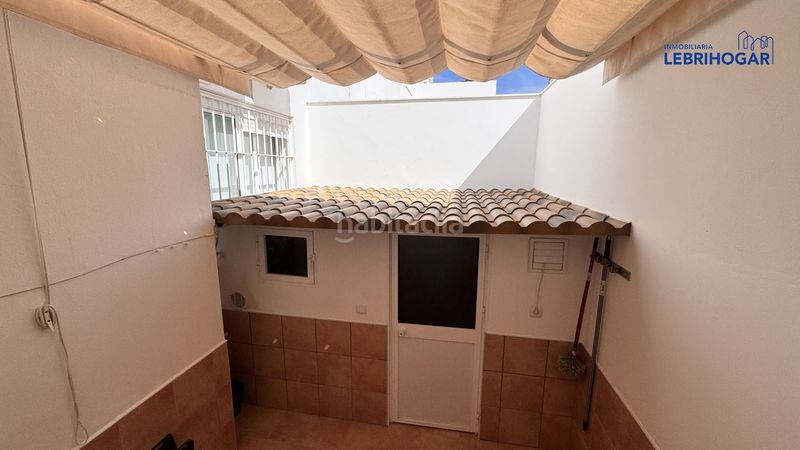 Foto 53892954-9939-4142-8d35-c27d2ae43181. Casa adossada amb calefacció aparcament a Lebrija