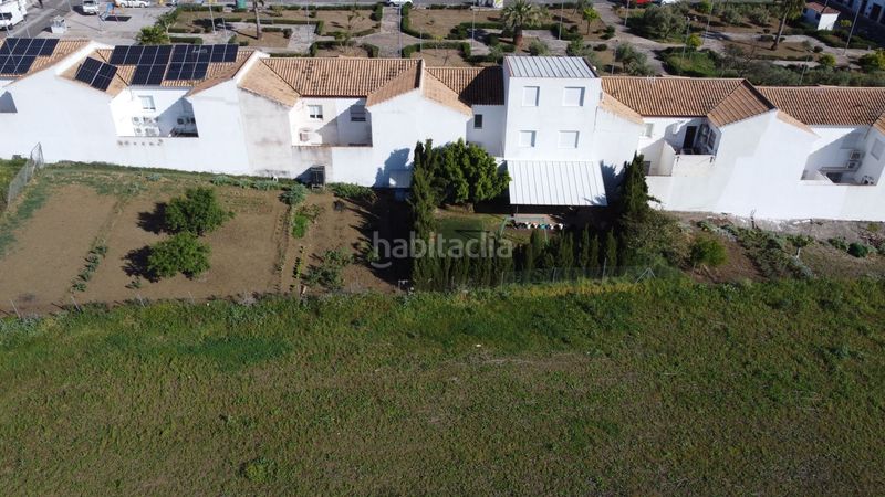Foto 29aceb20-111d-4fa5-bae3-ed947cf1d658. Casa adossada amb calefacció aparcament a Lebrija
